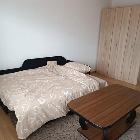 2Bdr Apt With Balcony With View- Free Parking Hotell Sarajevo Exteriör bild