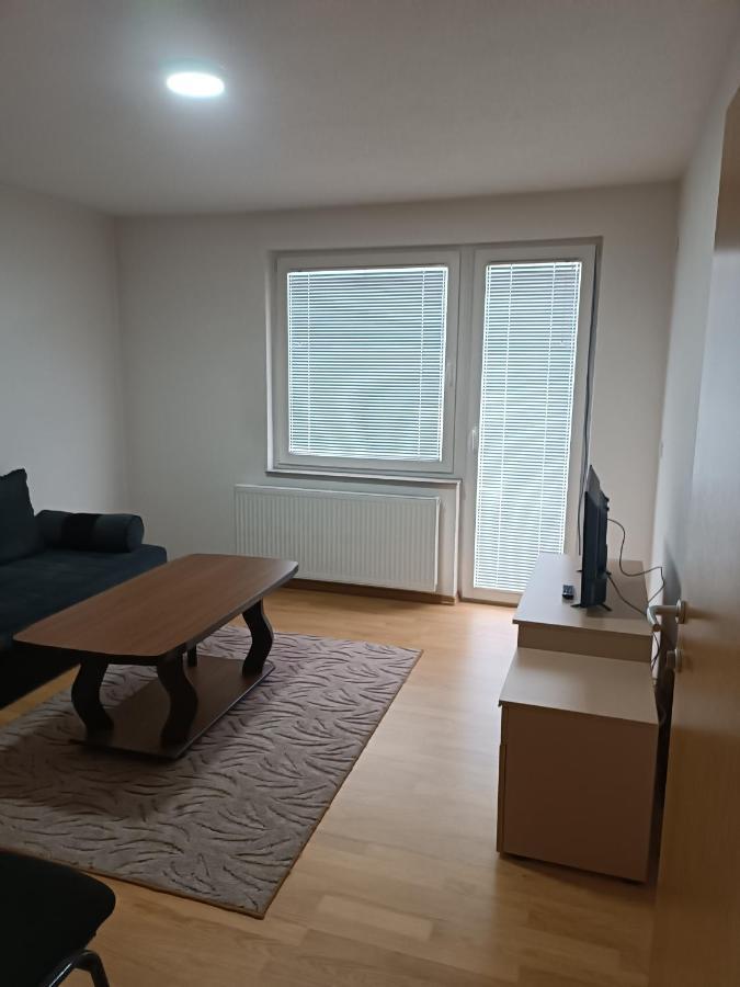 2Bdr Apt With Balcony With View- Free Parking Hotell Sarajevo Exteriör bild